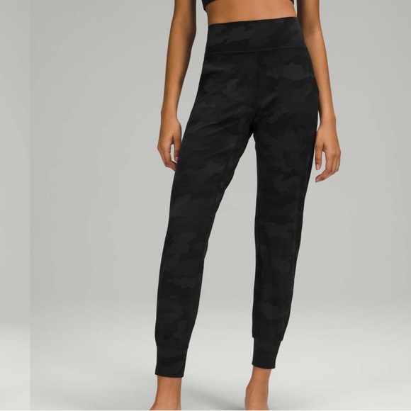 Lululemon Align Jogger 28" - Picture 2 of 10